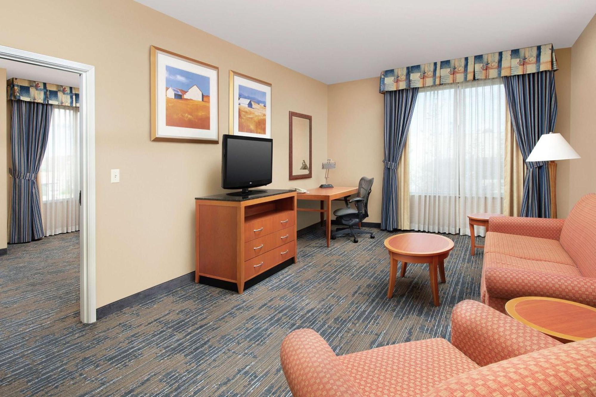 Hilton Garden Inn Yakima Downtown Exterior photo