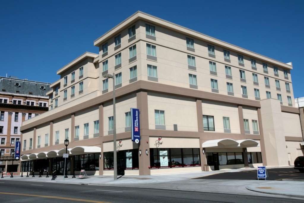 Hilton Garden Inn Yakima Downtown Exterior photo